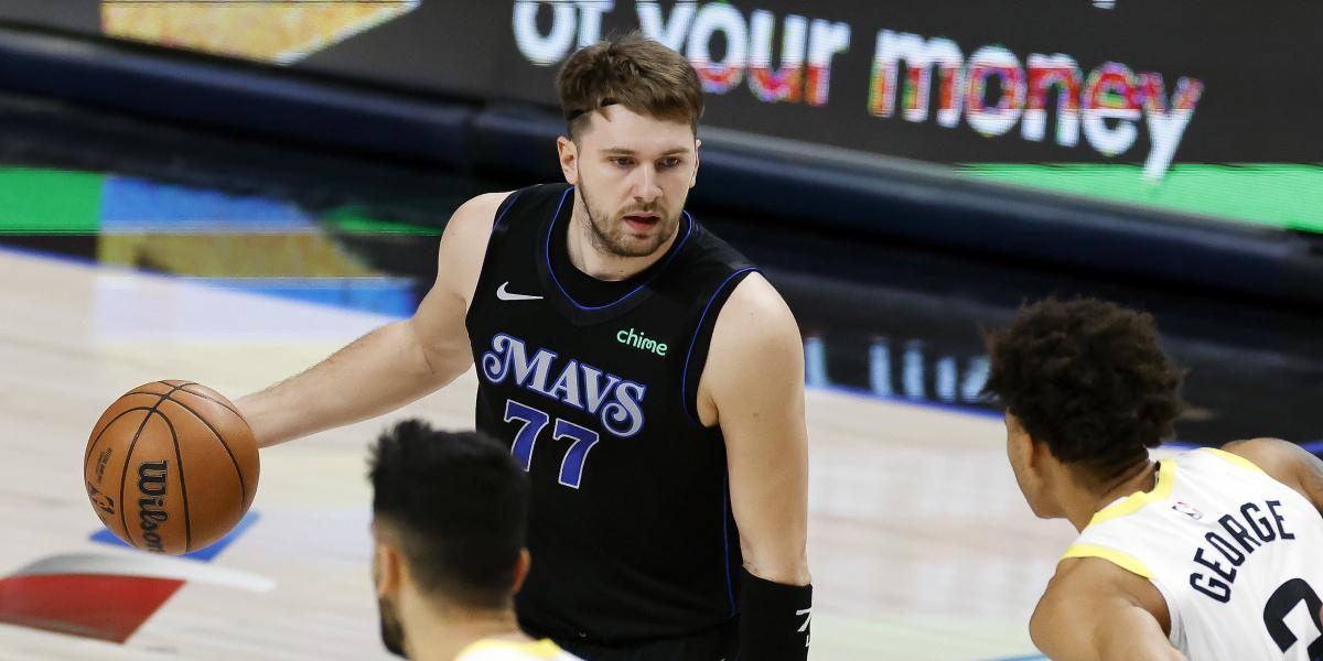 Los Mavs humillan a los Jazz con Luka Doncic haciendo historia con su triple-doble