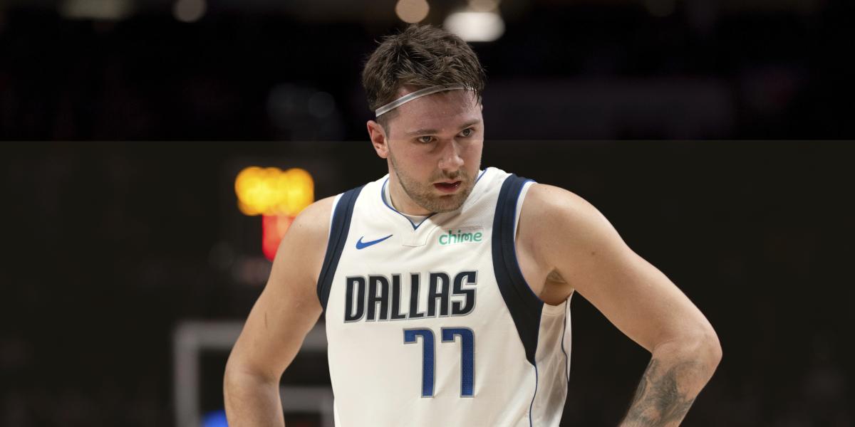 Doncic vuelve a liderar la victoria de los Mavericks pero Irving cae lesionado