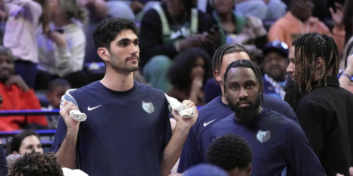 Santi Aldama encalla en la deriva sin fin de los Grizzlies