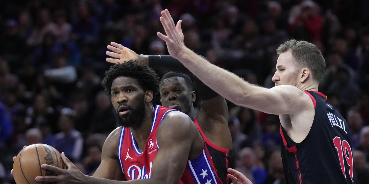 Ni una lesión en el tobillo impide que Joel Embiid siga haciendo historia
