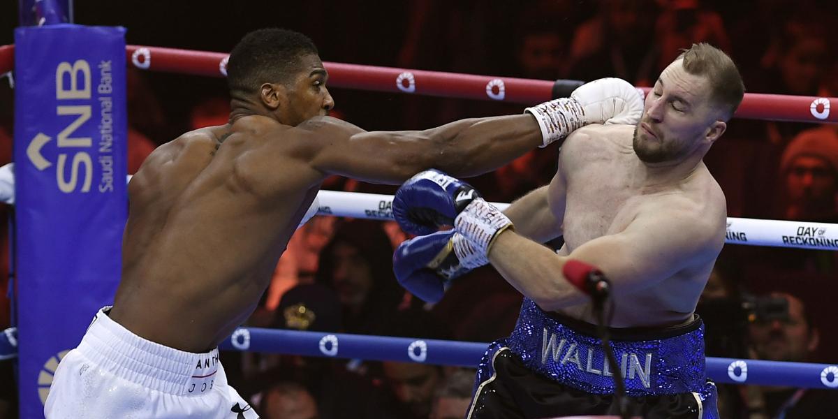 Triunfo de Joshua por KOT y Parker sorprende a Wilder en Riyadh