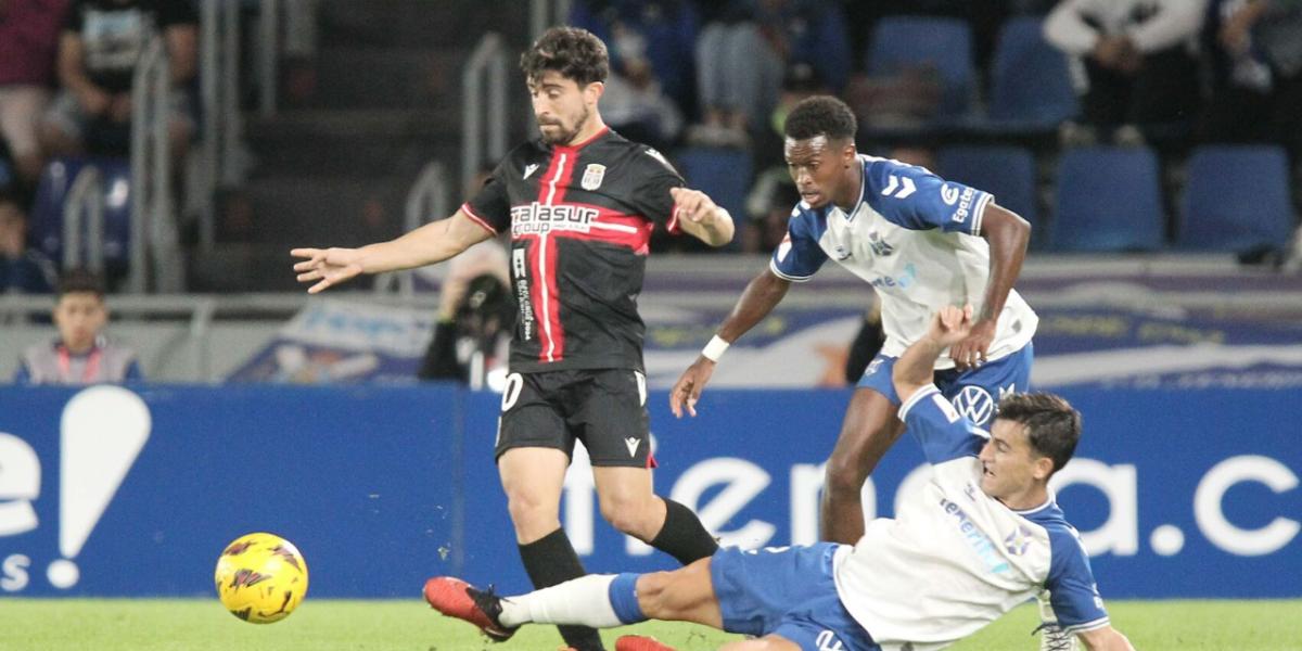 CD Tenerife, donde hay poder hay resistencia para lograr el ascenso a Primera