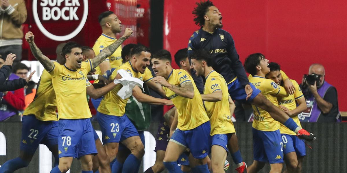 El Benfica también cae por sorpresa en la Copa de la Liga