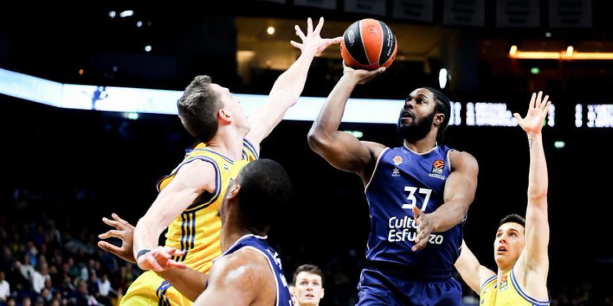 66-81: El Valencia seca al Alba de Hermannsson