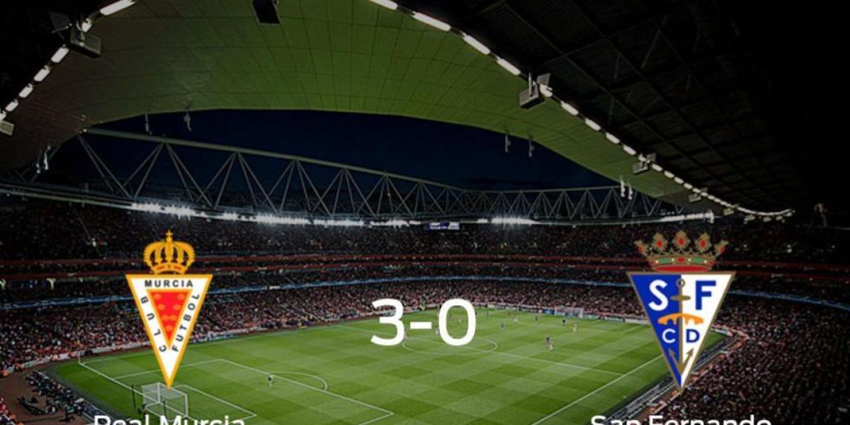 Tres puntos para el casillero del Real Murcia tras golear al San Fernando (3-0)