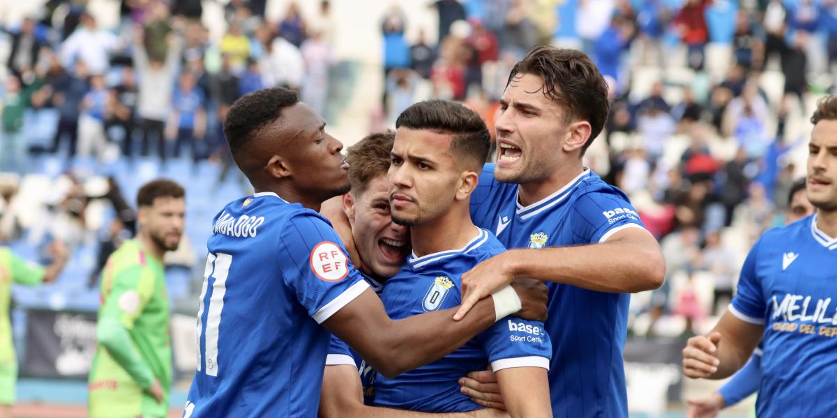 Un gran Melilla doblega al Málaga