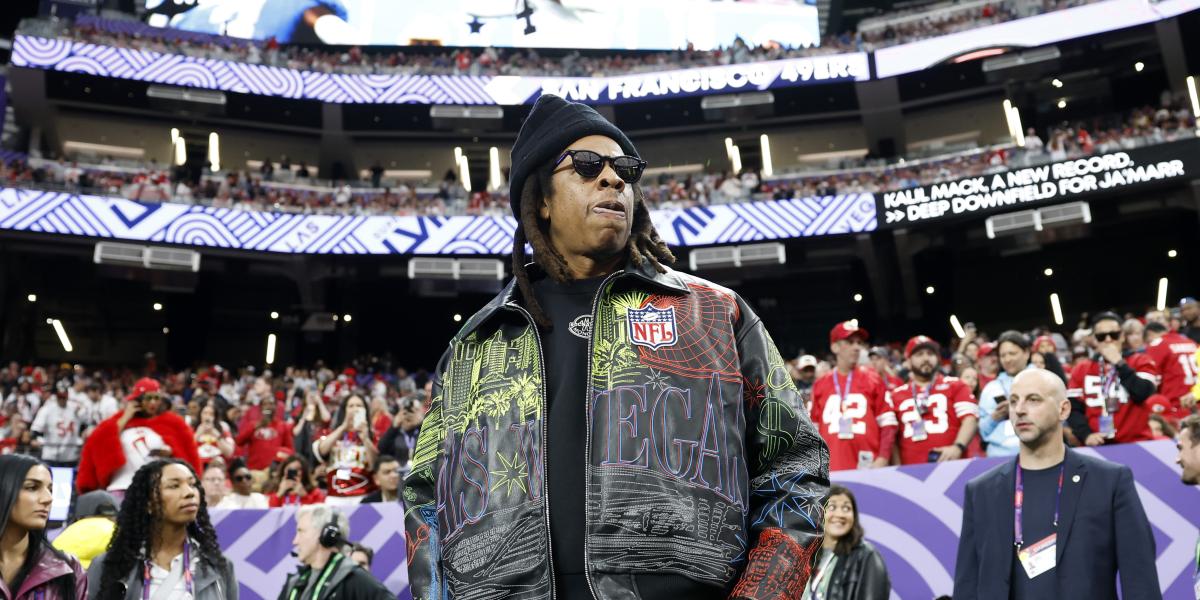 El rapero Jay-Z pierde un millón de dólares en una apuesta de la final NBA