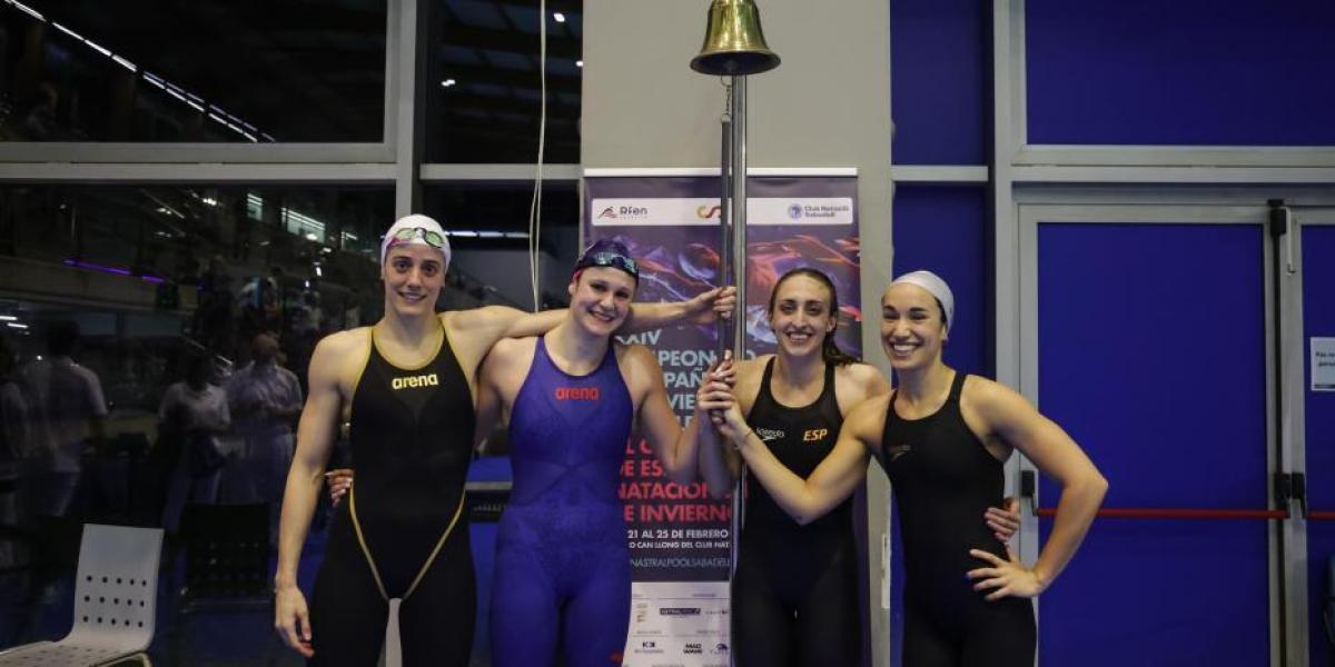 Celebración del récord de España de clubes de 4x100 libre