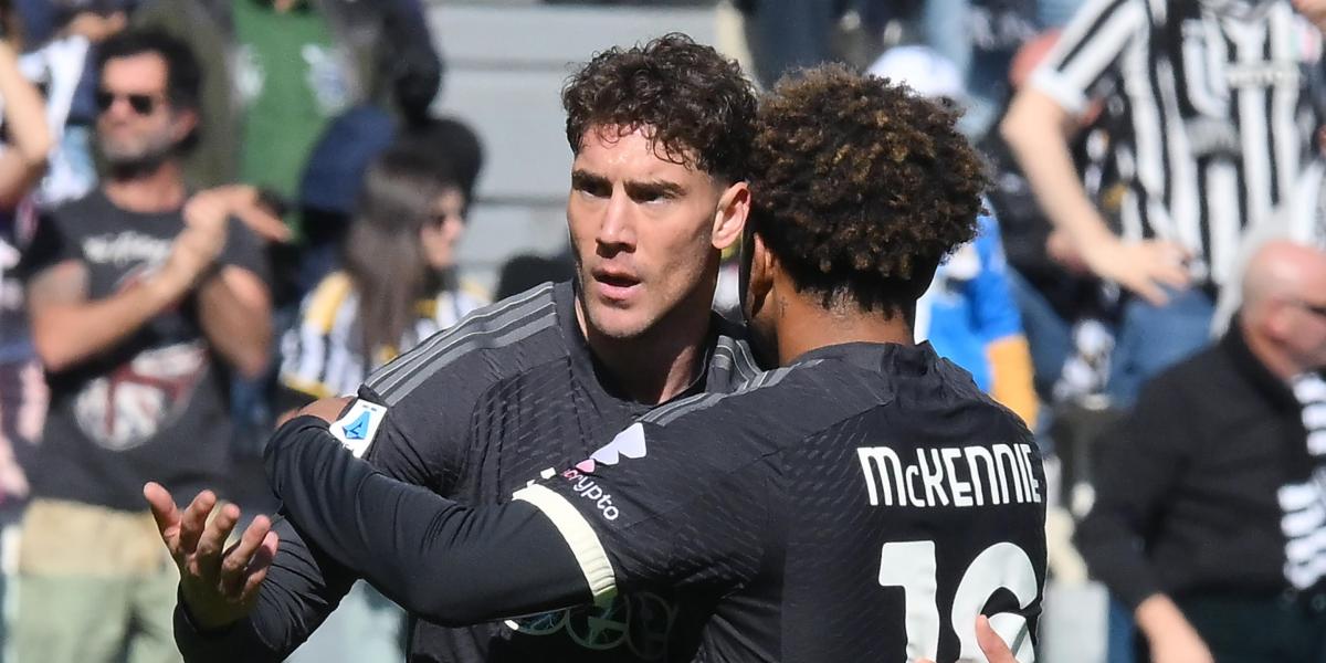 Vlahovic resucita a la Juve