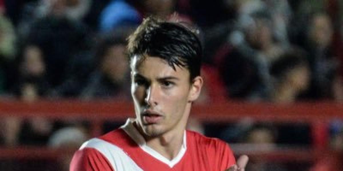 Messi es el mejor de la historia, compartir cancha con él es un sueño