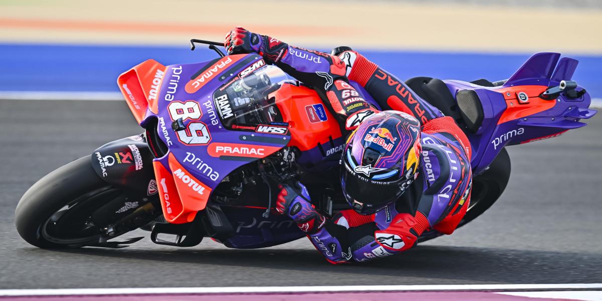 Jorge Martín, al frente en Qatar y Acosta, 3º, se marca dos salvadas a lo Marc Márquez
