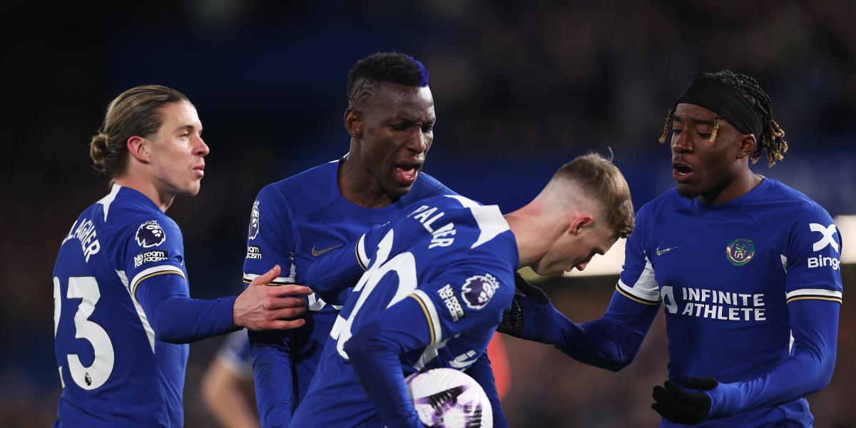 Pochettino explota contra sus jugadores pese a ganar 6-0 tras la bochornosa discusión por lanzar un penalti
