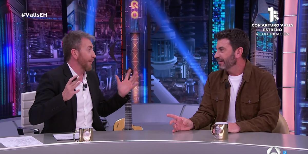 ¿Podemos cambiar de tema?: Arturo Valls, incómodo por esta pregunta de Pablo Motos en El Hormiguero