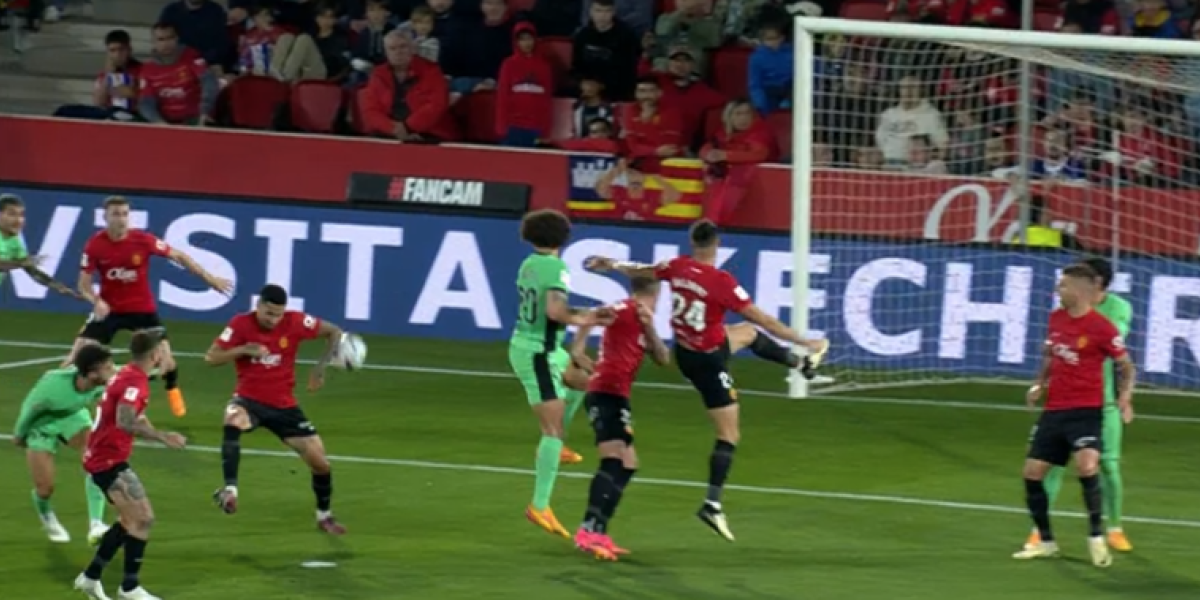 El Atlético reclamó dos penaltis