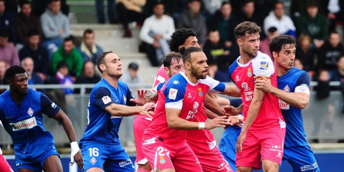 El Espanyol decepciona y suma un nuevo empate pero se asegura el playoff