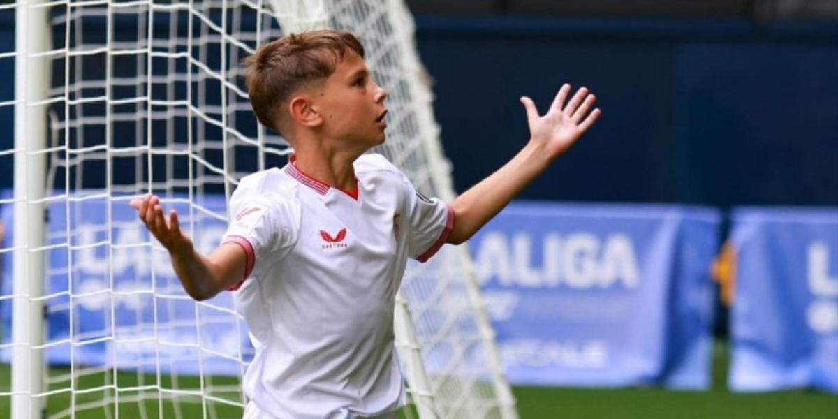 Ángel, Fode, Duarte y Emir se ponen el traje de En-Nesyri, Ferran, Joselu y Griezmann en La Cerámica