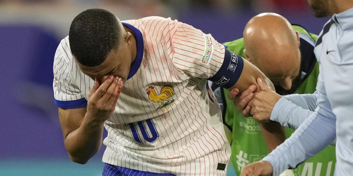 A Mbappé le gustan los extremos