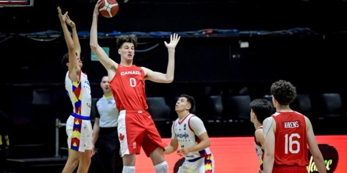 El gigante de 18 años que amenaza con batir todos los récords