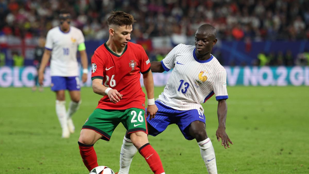 Kanté regresa a una selección francesa sin Tchouaméni y que Mbappé vuelve a liderar