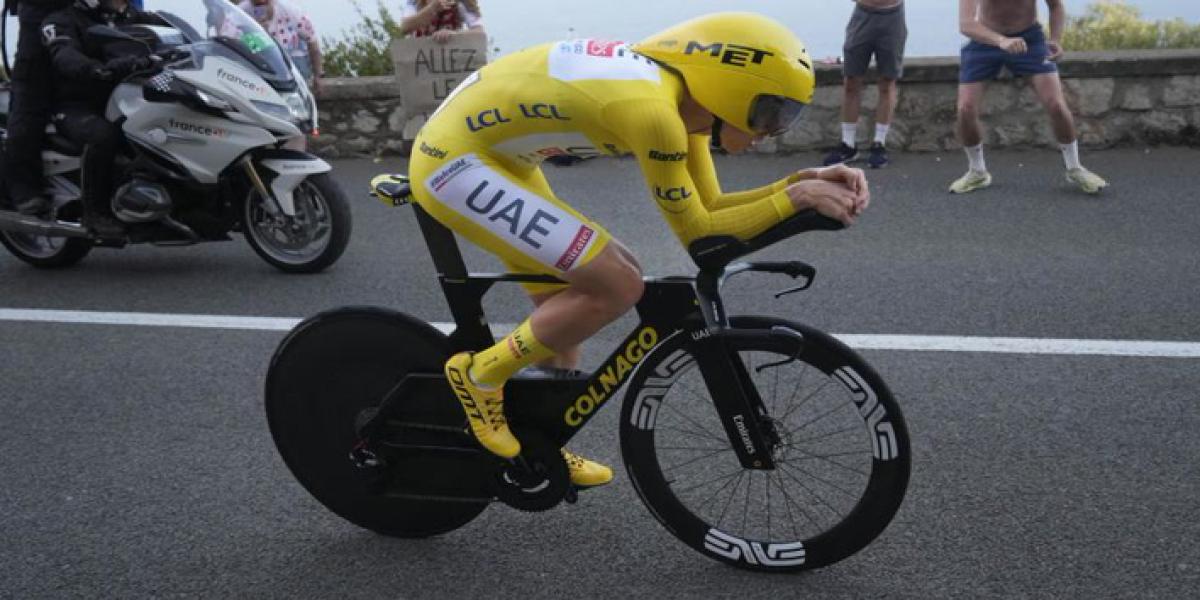 Pogacar conquista su tercer Tour tras otra exhibición estratosférica en la crono de Niza