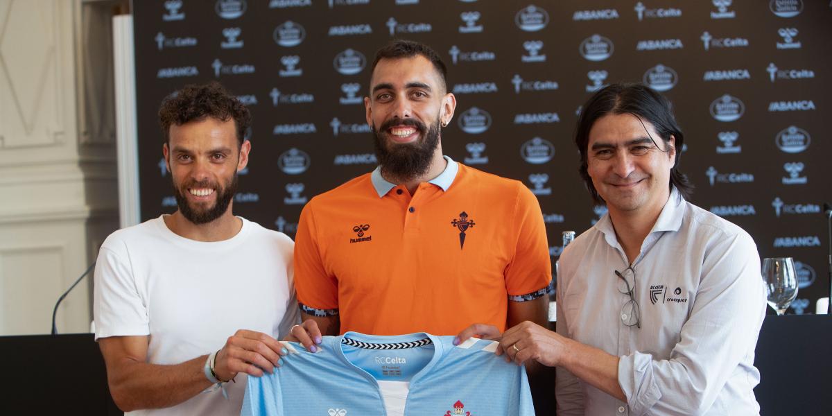 Borja Iglesias, enamorado de Aspas