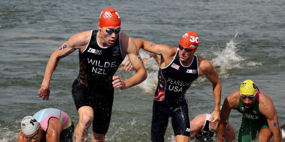 El subcampeón olímpico de triatlón también enfermó tras nadar en el Sena