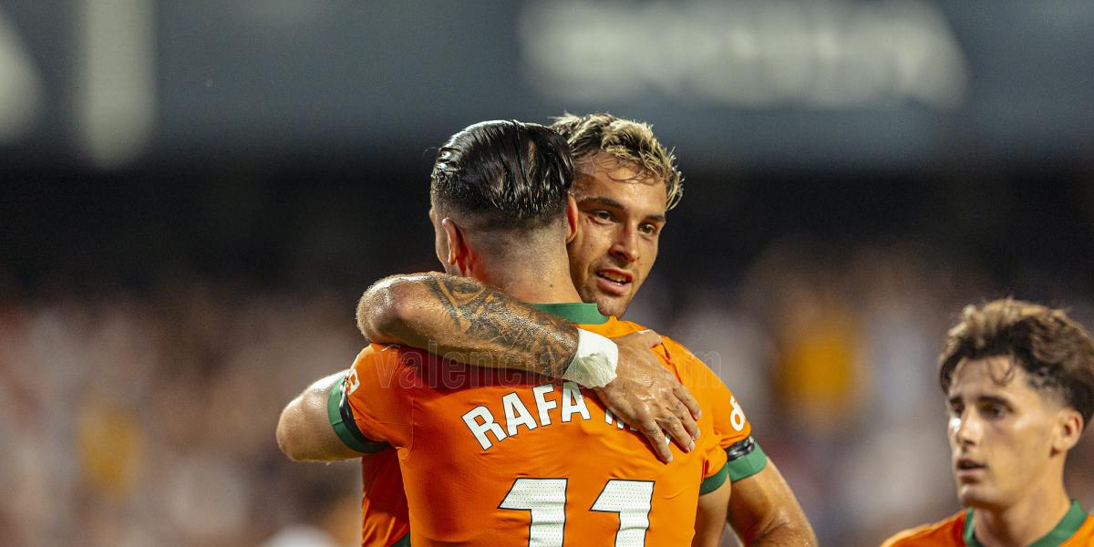 3-2: El Valencia sigue sin carburar pero vence en el Naranja