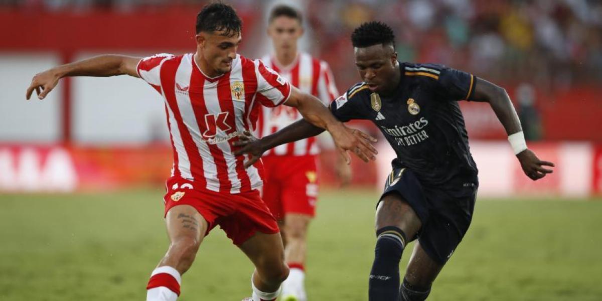 El Milan tiene en su lista a dos laterales que fueron relacionados con el Barça