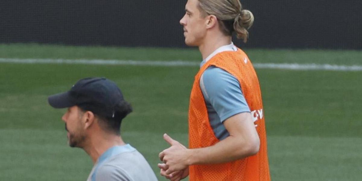 Simeone ya dispone de Gallagher, inscripción express para el inglés