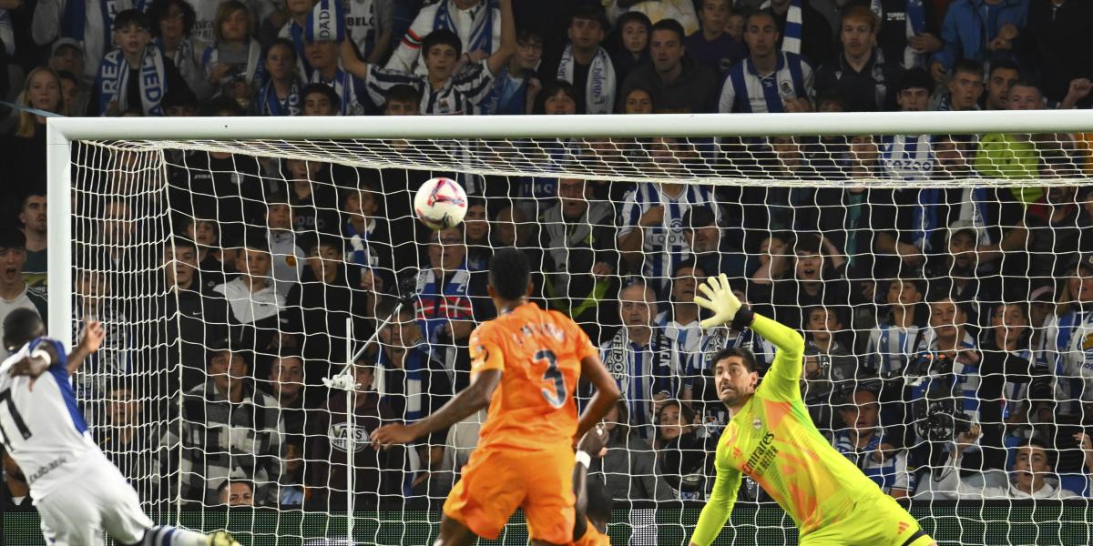 Courtois, cien porterías a cero con el Real Madrid