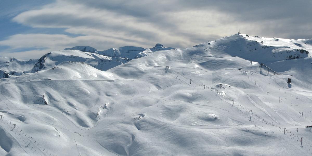 La temporada que viene podrás esquiar en Astún y Candanchú en el mismo día