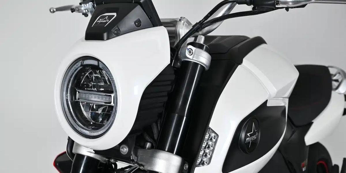 Una nueva naked bicilíndrica con un precio reventón que ya se vende en Francia y que podría llegar a nuestro mercado, la Mash FR 750
