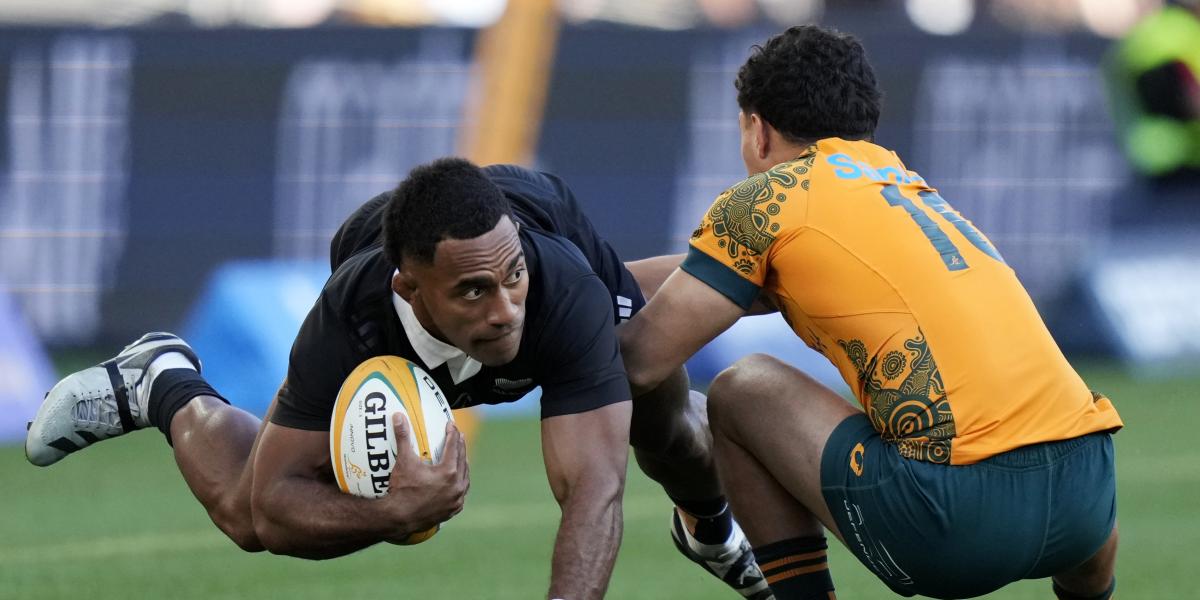 Los All Blacks levantan el vuelo a costa de Australia en Sydney (28-31)