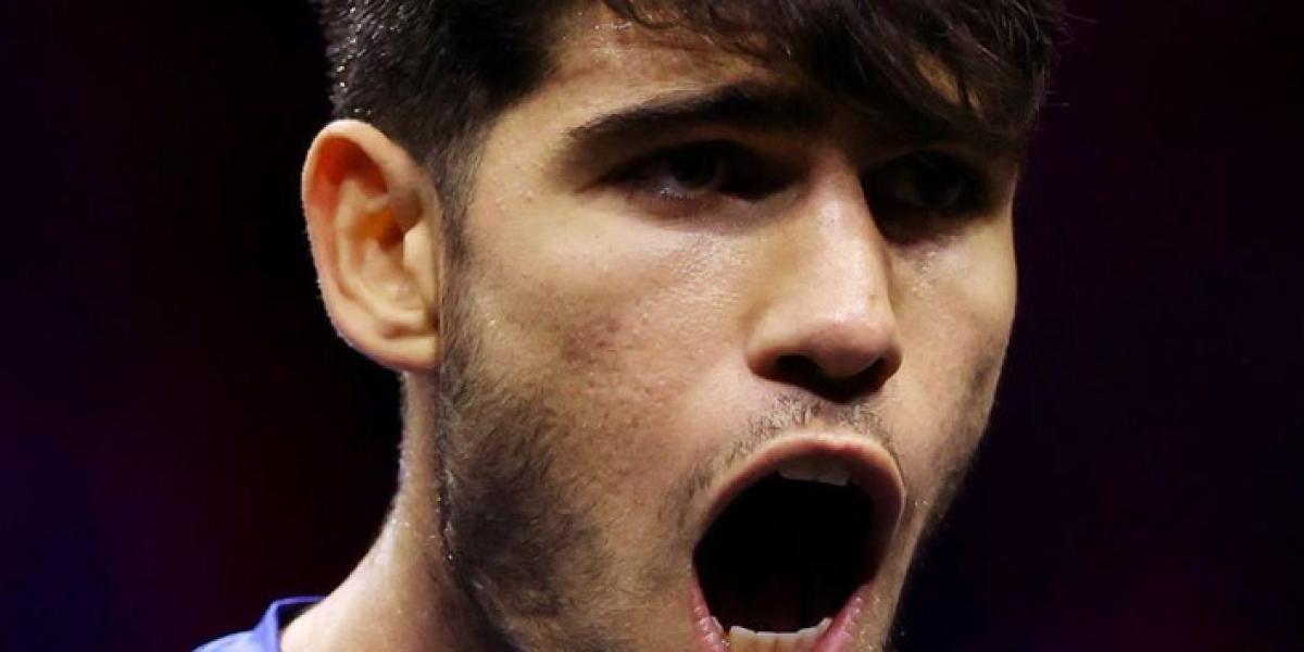 Alcaraz y Sinner, condenados a enfrentarse en la final de Pekín por Zverev