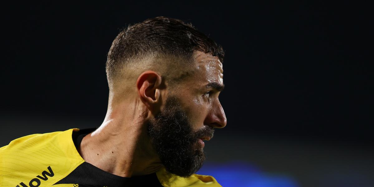 Benzema marca pero pierde el liderato