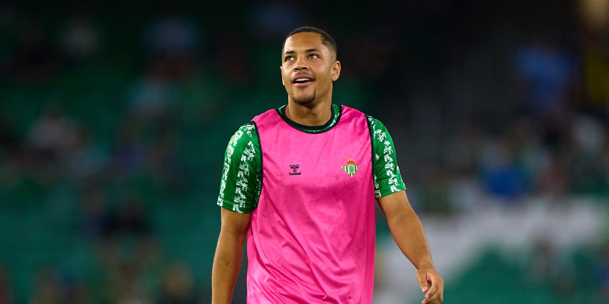 Vitor Roque, candidato a mejor sub 23 del mes de septiembre: pelea con estos otros jugadores