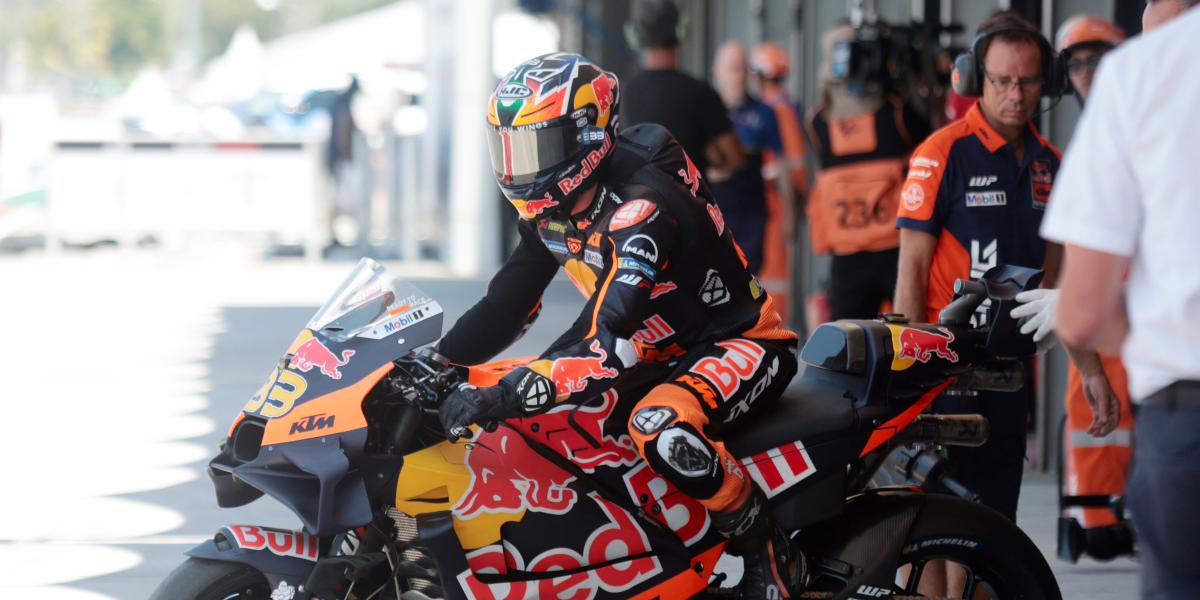 Binder sorprende por delante de Marc Márquez; Martín y Bagnaia se marcan de cerca