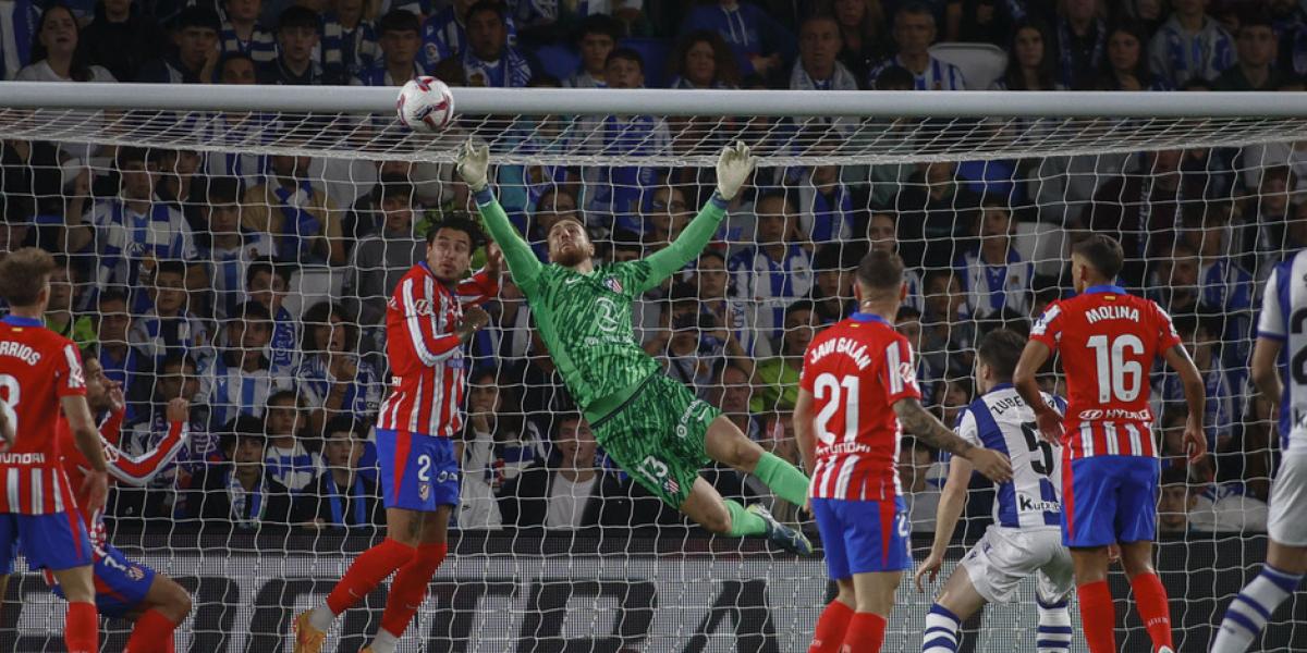 Oblak celebró, con nuevos milagros, su histórico hito con el Atlético