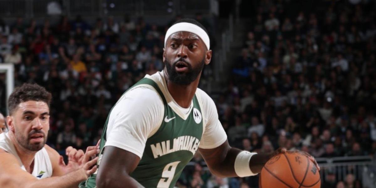 Los Bucks dan otra razón a Antetokounmpo para que se quede: renuevan a Bobby Portis