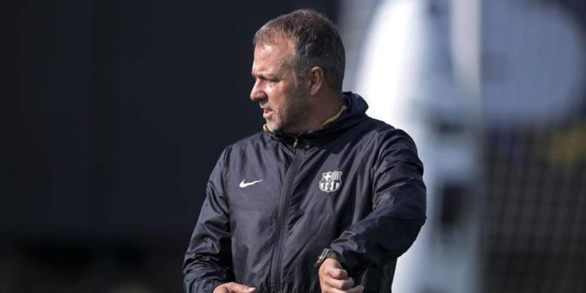 Koundé ya lleva tres retrasos ante Flick