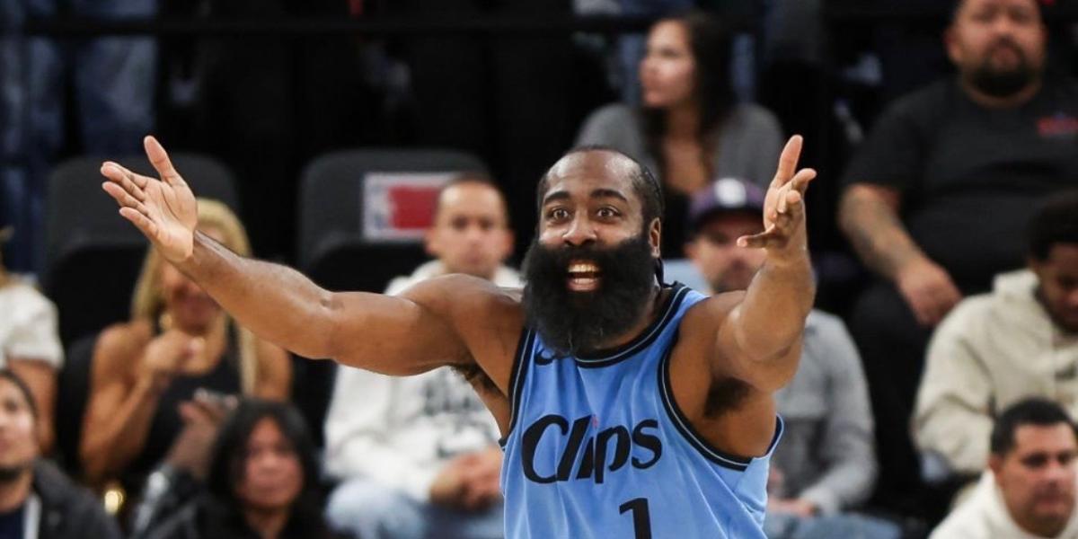 Harden se convierte en el segundo mejor triplista de la NBA… ¡pero él se considera el mejor!