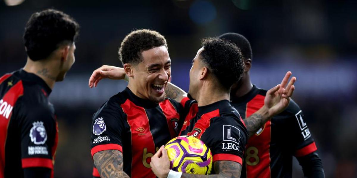 Un hat-trick de Justin Kluivert eleva al Bournemouth de Iraola