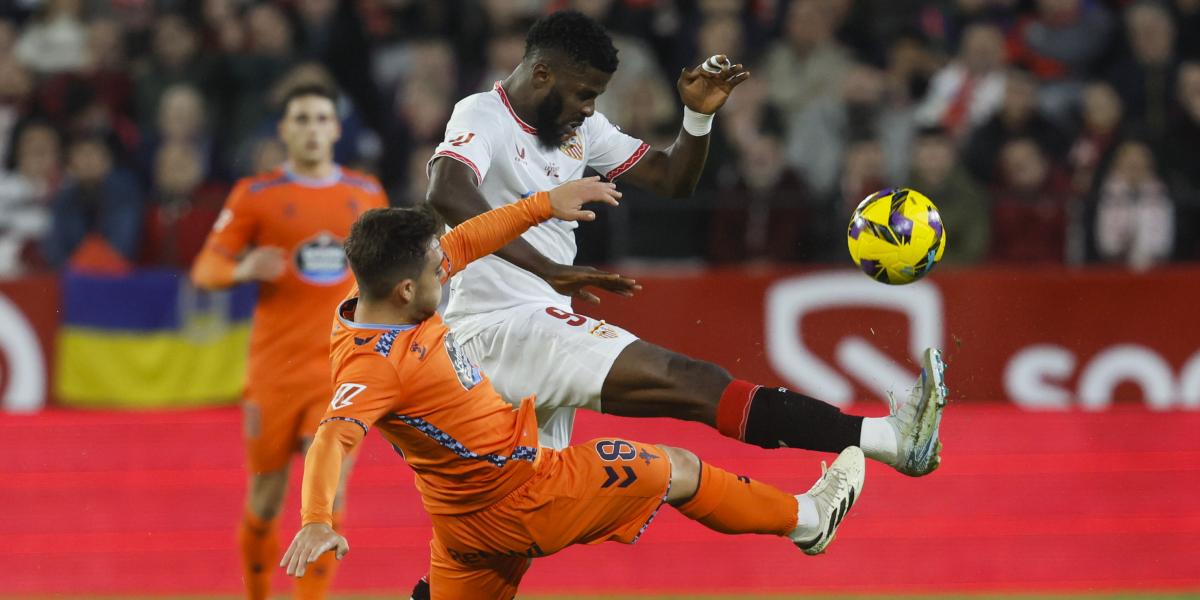 Iheanacho agota la paciencia del Sevilla