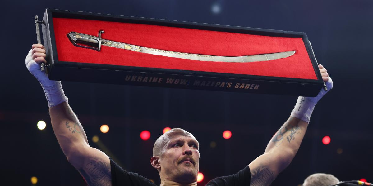 Usyk desafía a Rusia desde el centro del ring tras vencer a Fury en Riad