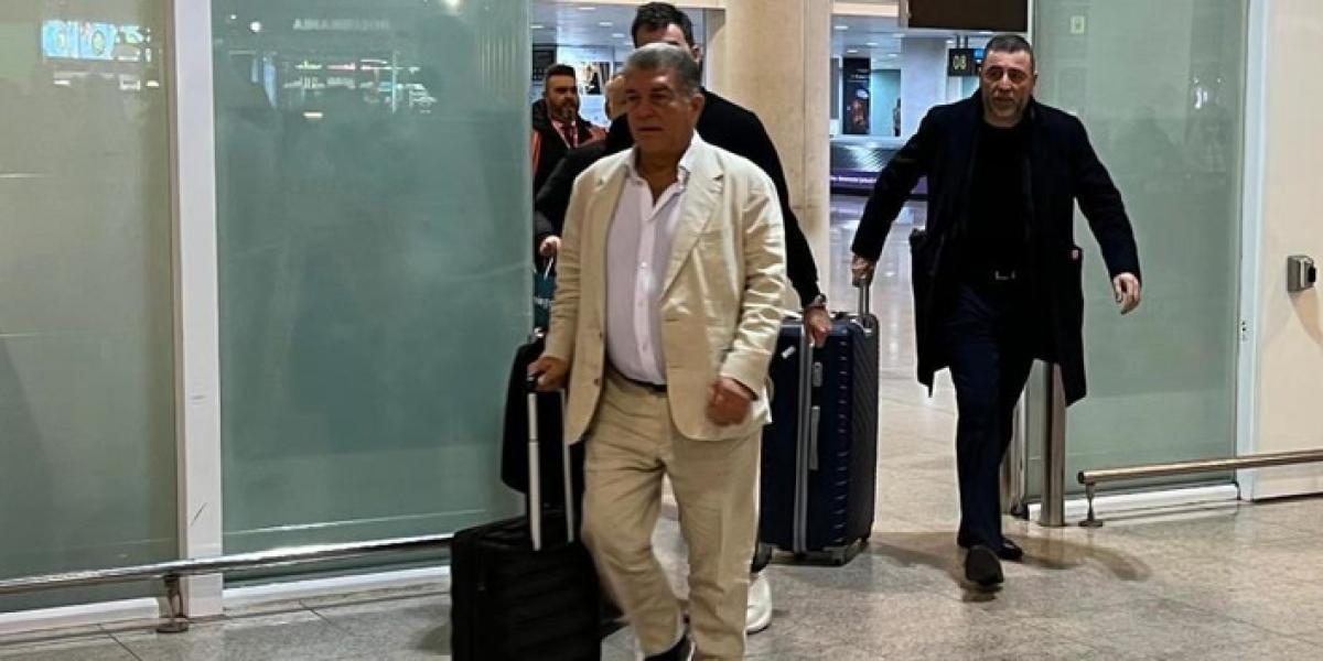 Laporta, ya en Barcelona para rematar la inscripción de Olmo