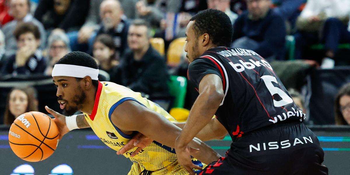82-74: El Surne Bilbao continúa su escalada impulsado por Hlinason y Pantzar