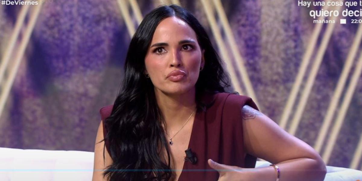 Sale a la luz el romance entre Claudia Bavel y un conocido exconcursante de Supervivientes y exmarido de una conocida colaboradora de Telecinco