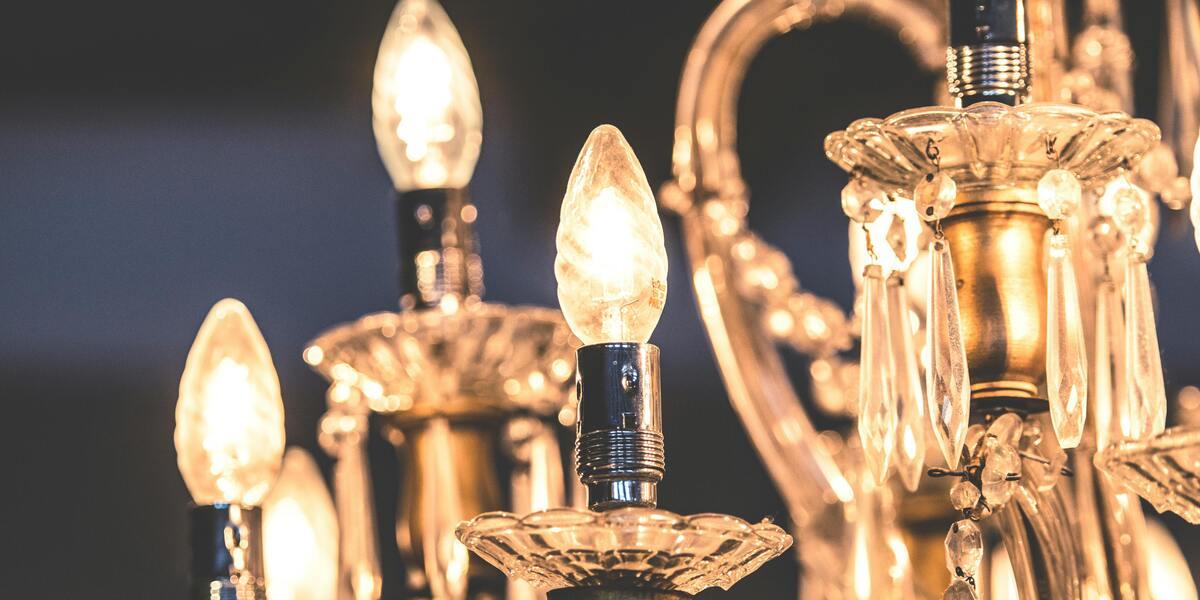 Precio de la luz hoy miércoles 3 de diciembre por franjas y tramos: ¿Cuándo es más barata?