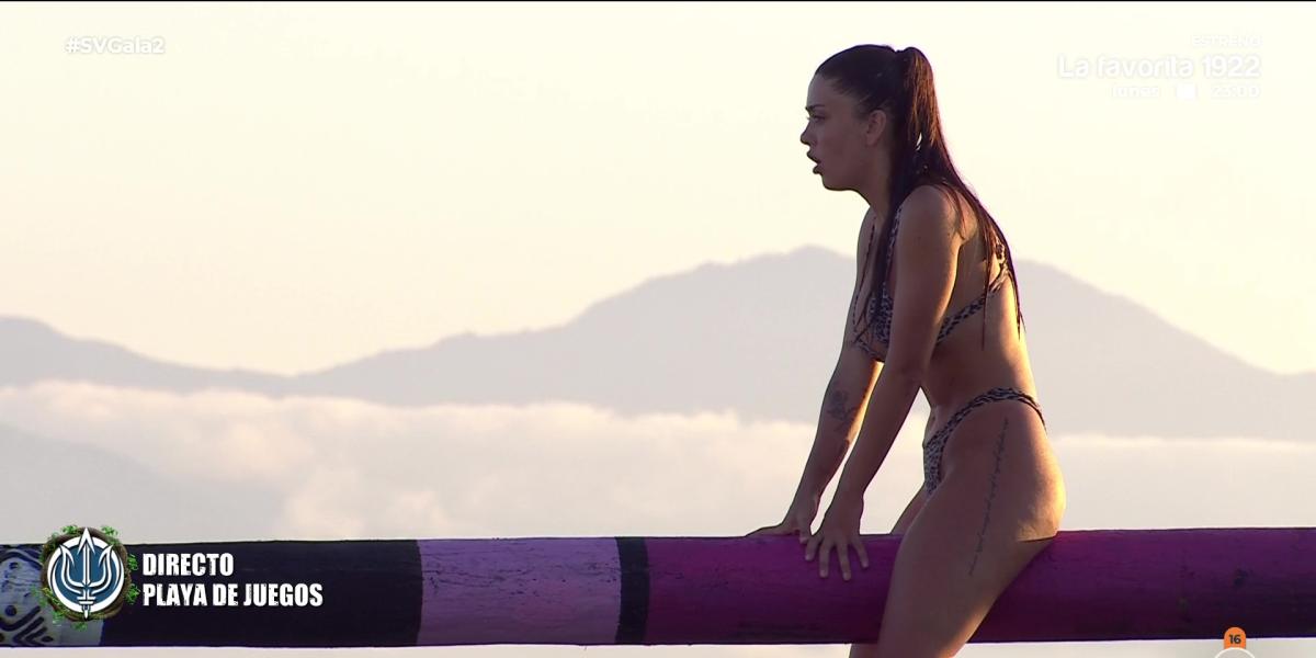 Primer descuido en Supervivientes 2025: la parte inferior del bikini juega una mala pasada