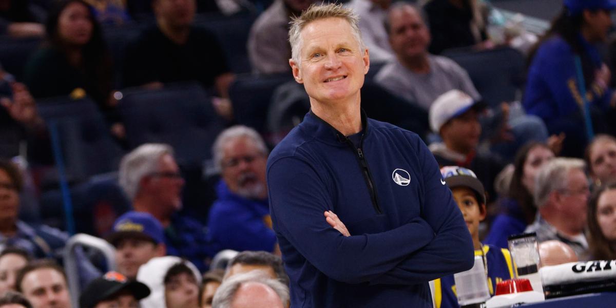 Los Warriors siguen en racha en el gran día de Steve Kerr